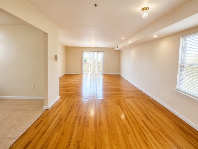 89 Highland Ave