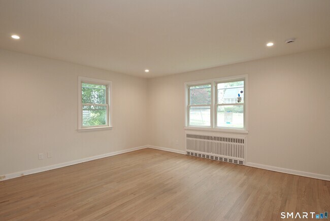 306 Courtland Ave Unit 1