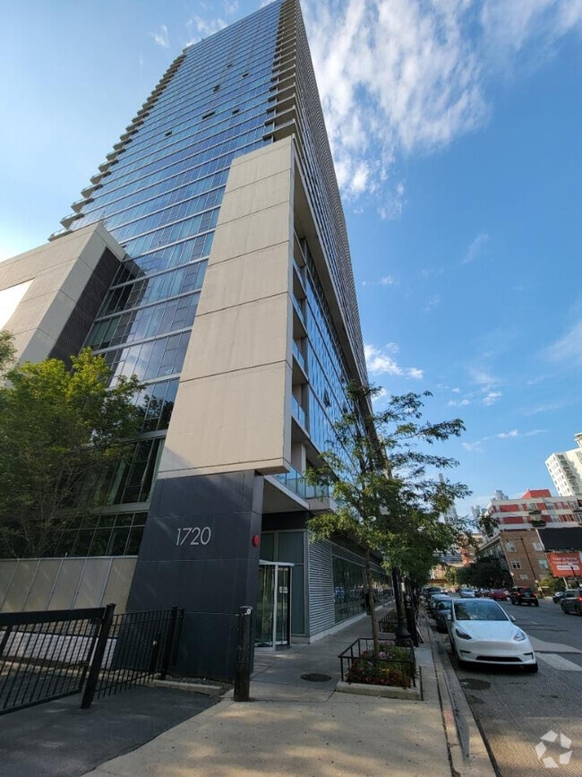 Building Photo - 1720 S Michigan Ave Unit 309 Rental