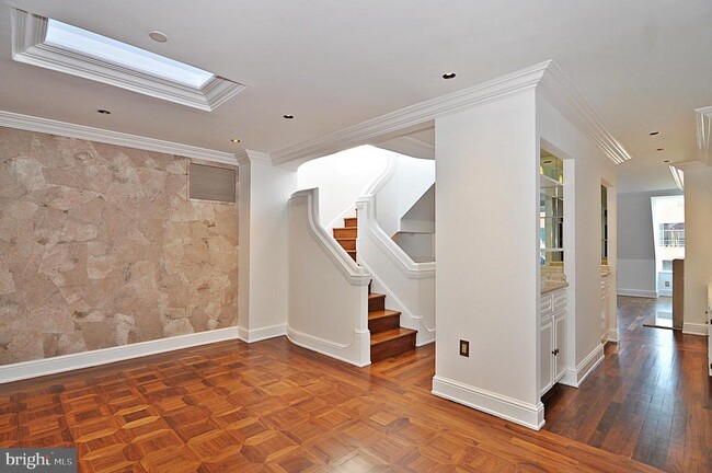 Photo - 3030 K St NW Unit 204