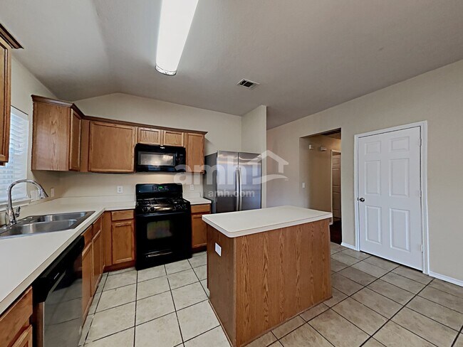 Photo - 3002 Marigold Dr