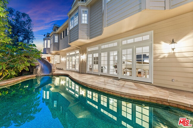 Building Photo - 515 S Westgate Ave