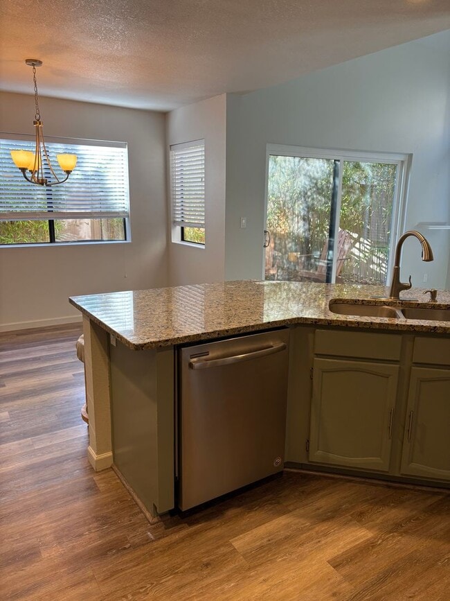 Photo - Unfurnished - 1 Year Rental