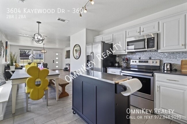 Photo - 3604 Kayewood Dr Unit 3606