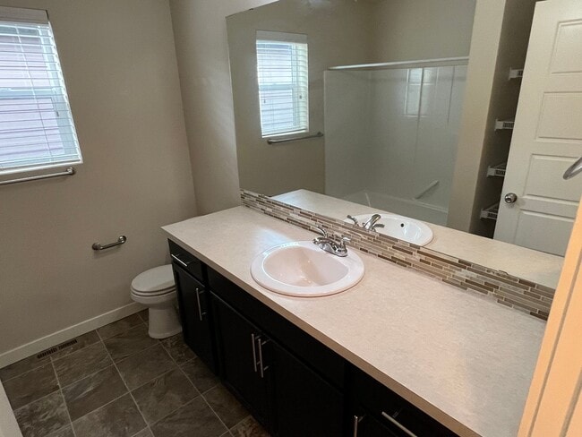 Photo - Amazing Puyallup Home waiting for you!