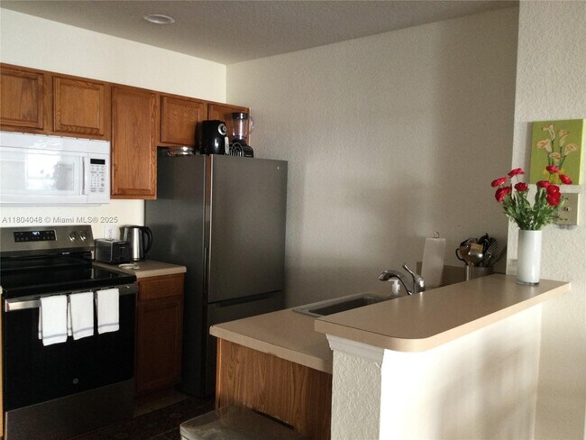 Photo - 4601 Yellowgold Rd W