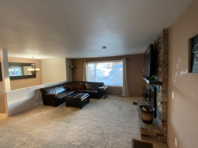 Photo - 1332 S Loves Ct