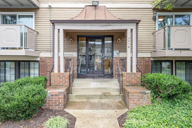 Building Photo - 4400 Groombridge Way Unit F Rental