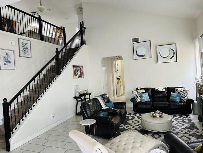 Photo - 6051 Akin Cir