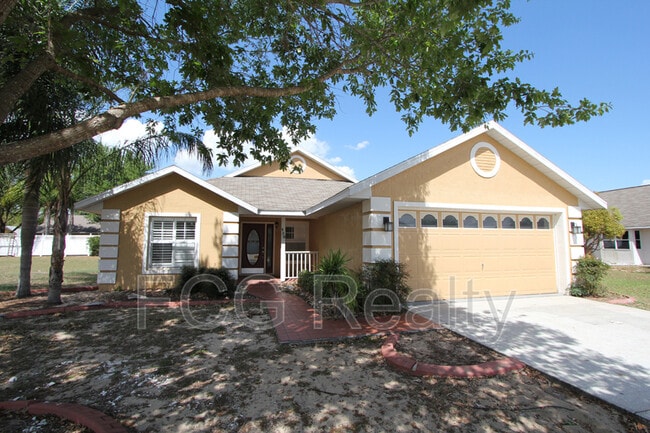 Building Photo - 130 Cedarpark Ln Rental