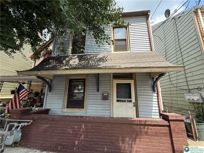 Building Photo - 735 N Front St Rental