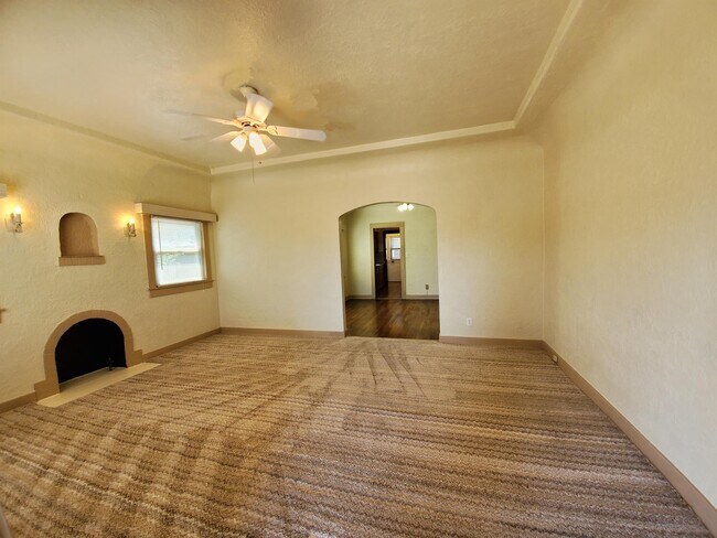 Photo - 1404-PM211404 E Grant Rd