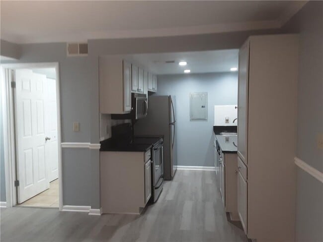 Photo - 6900 Roswell Rd Unit O3