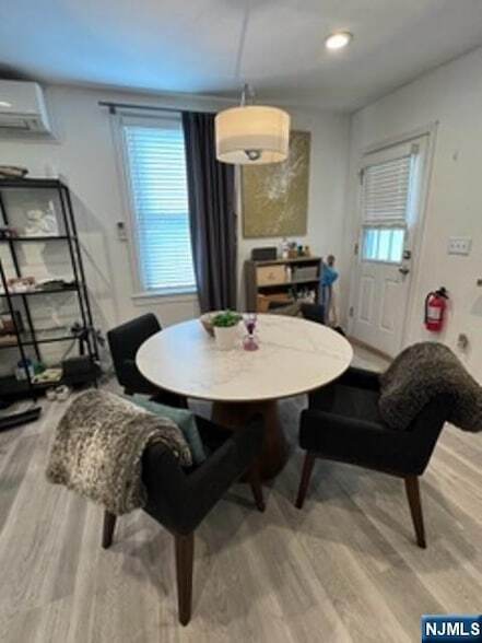 Photo - 454 Undercliff Ave Unit 456