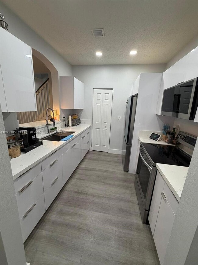 Photo - 2244 NE 42nd Ave