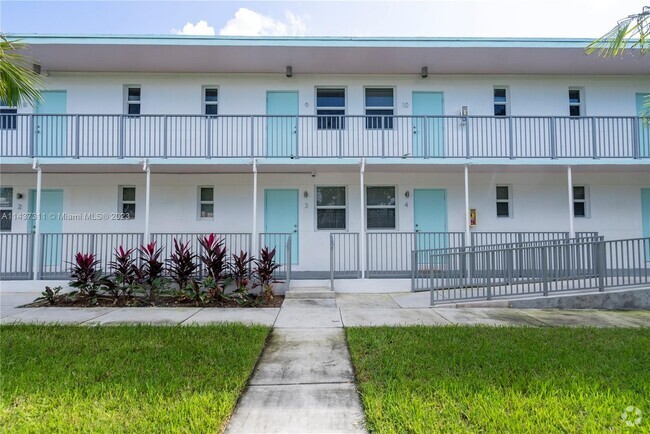 Building Photo - 1950 NW 2nd Ct Rental