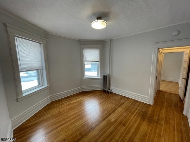 Photo - 570 Bloomfield Ave Unidad 2