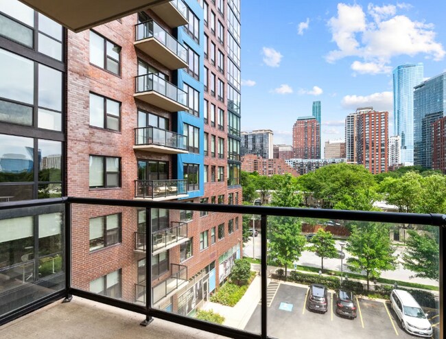 Photo - 41 W Polk St