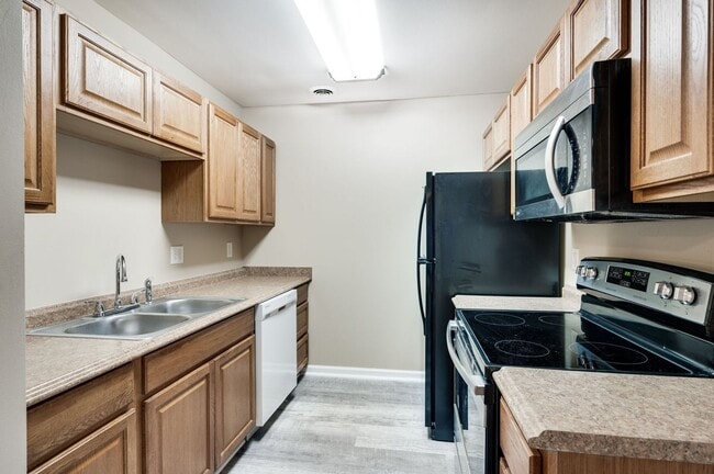 Photo - Awesome 2BE/BA townhouse in Bellevue!