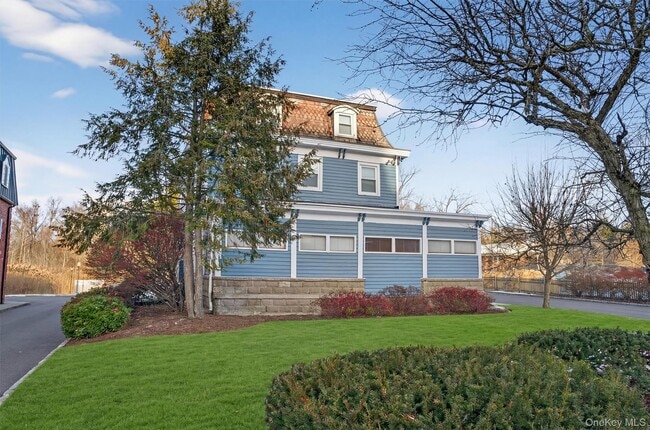 Photo - 12 Scotchtown Ave