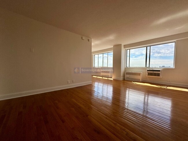 Photo - 40 E Sidney Ave Apartment Unit 7O