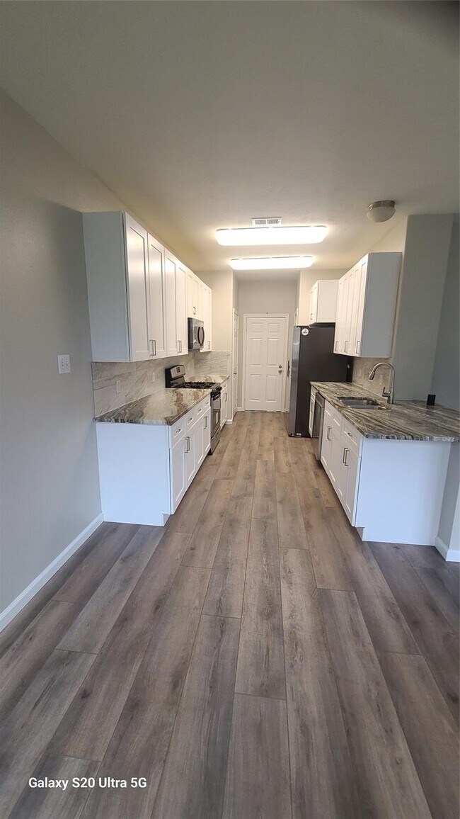 Photo - 17242 Oakwood Chase Dr