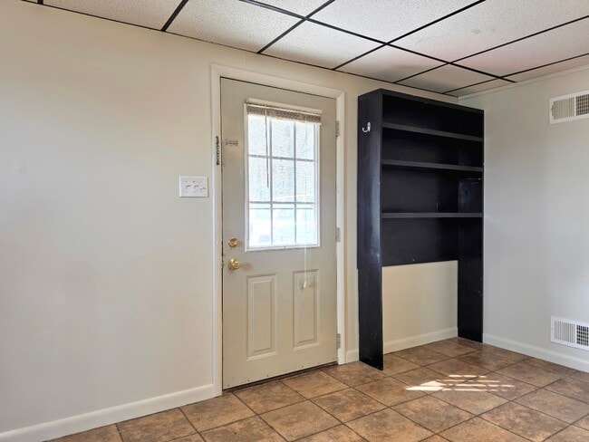 Photo - 150 Fruitville Pike Unit 1B