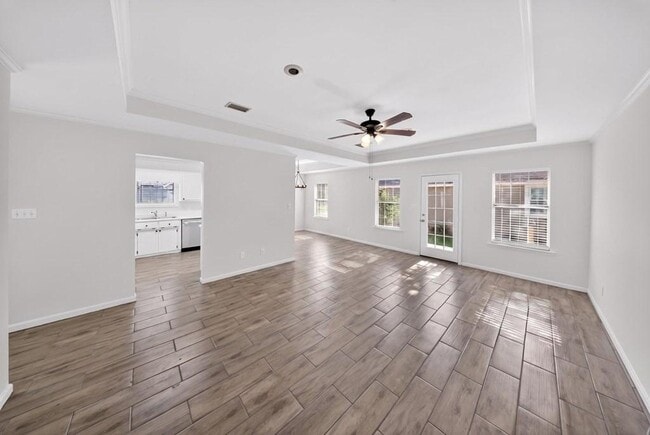 Photo - 413 Georgetown Cir