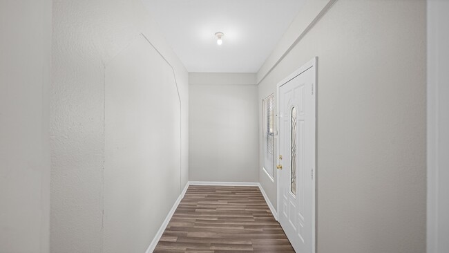 Building Photo - 1322 Magnolia St