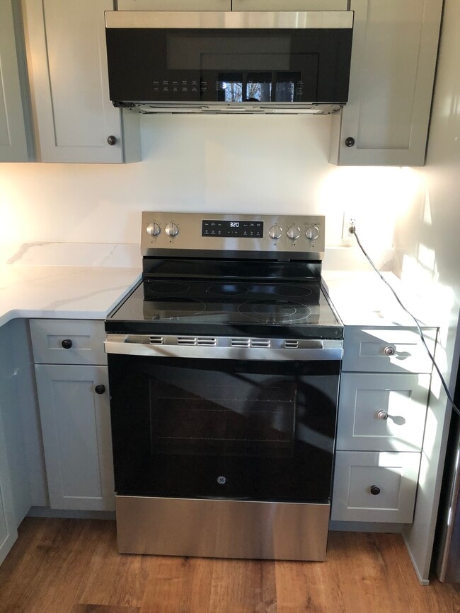 Photo - 208 S Main St. Unidad Carriage House