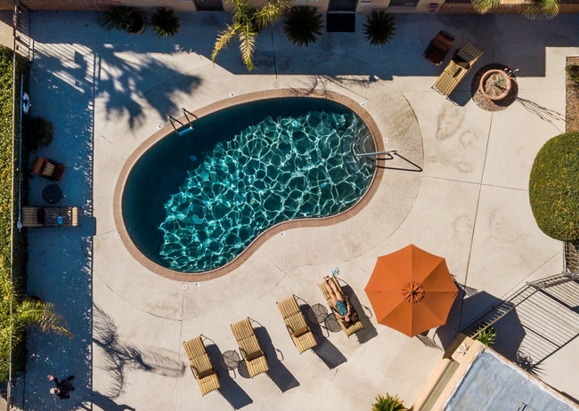 Photo - Riverside Suites Apartments