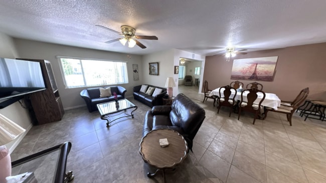 Photo - 15605 N 105th Dr