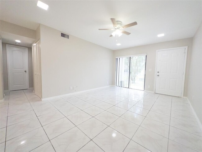Photo - 3256 NW 104th Ave