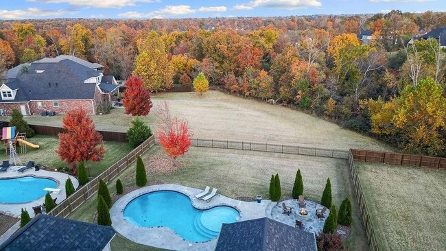 Photo - 504 NE Green Creek Rd