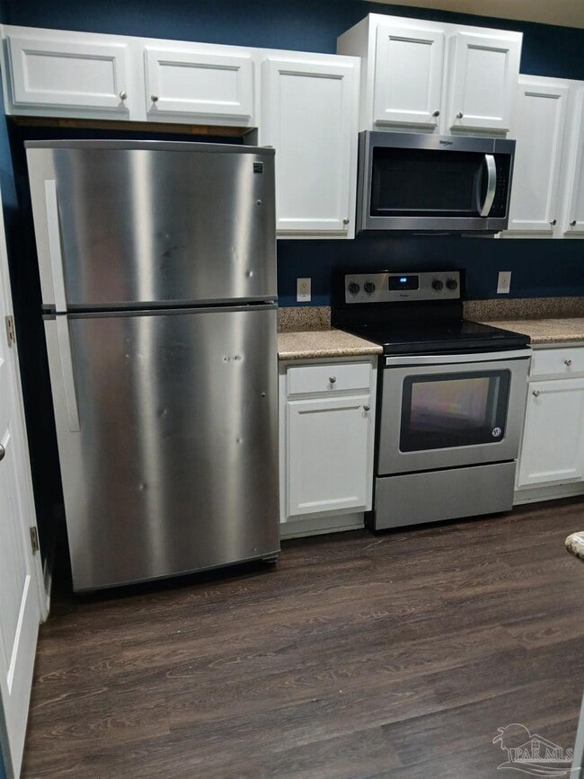 Photo - 5849 Fairlands Rd
