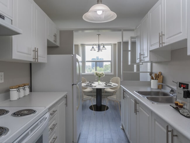 Photo - 105 Cherryhill Blvd