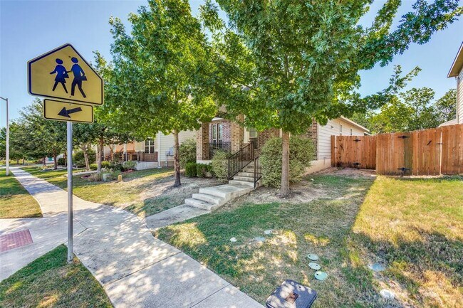 Photo - 456 S Brook Dr Casa