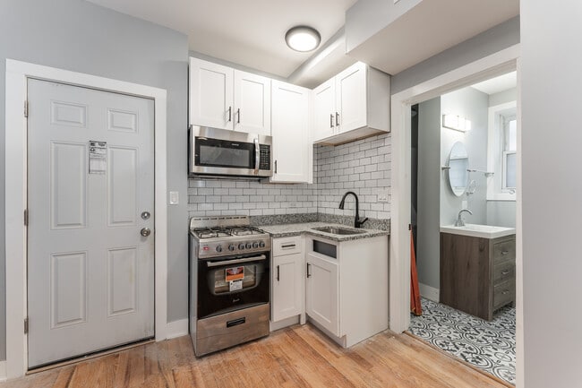 Photo - 1622 W Beach Ave Unit BR