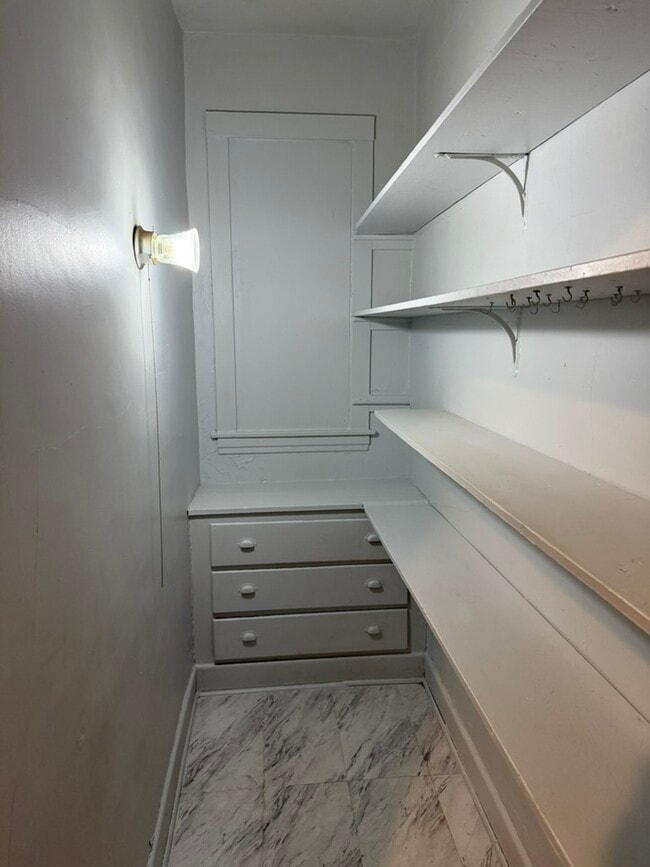 Photo - 4042 W Cermak Rd Unit 1