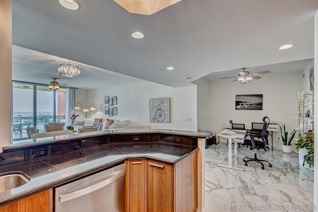 Photo - 2640 Lake Shore Dr Unit 2014