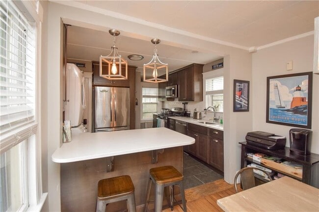 Photo - 16 Vaughan Ave Apartment Unit 2