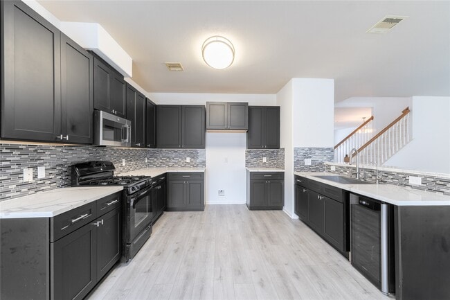 Photo - 21603 Crest Peak Way