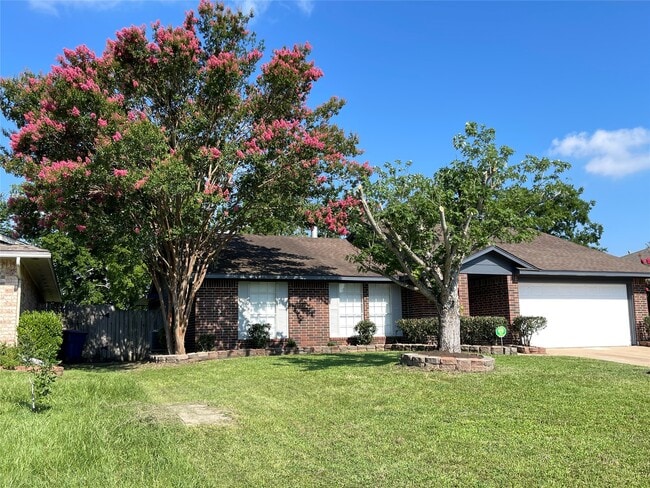 Photo - 3611 Shadow Trail