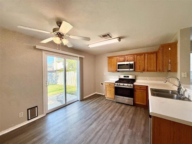 Photo - 17212 Hamilton Point Cir