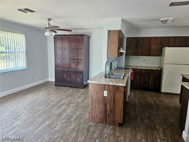 Photo - 808 Greenwood Ave