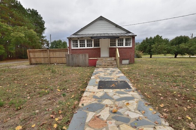 Photo - 1760 Country Club Rd