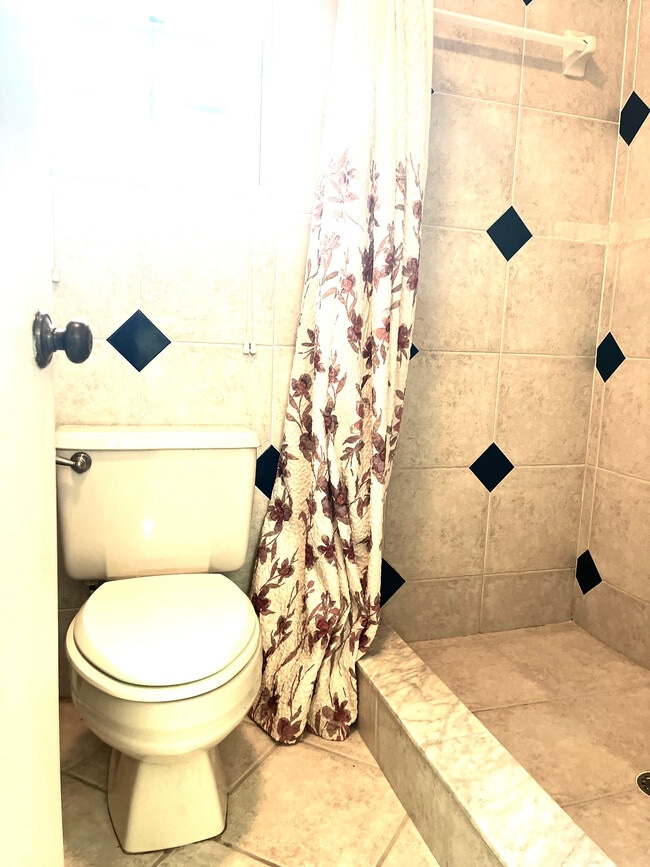 Photo - 1966 Sixty Oaks Ln