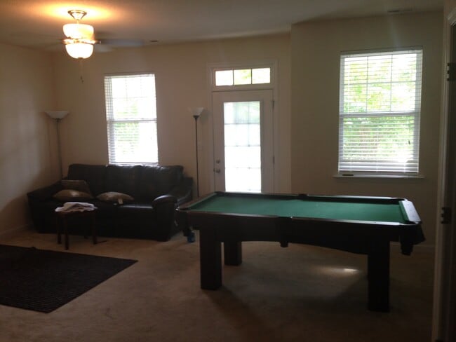 Rec Room (1st floor)