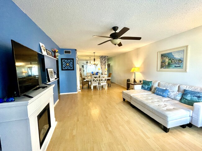 Photo - 2331 Finlandia Ln Unit 15