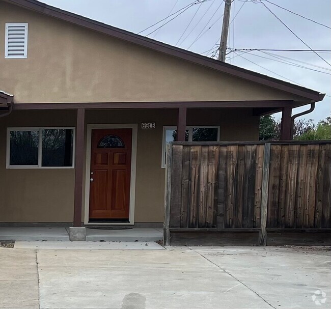 Building Photo - 691 Welburn Ave Unit Welburn ADU Rental